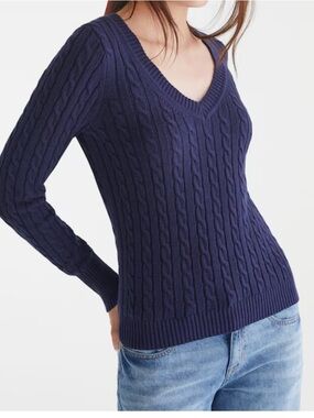 Aéropostale Women’s Lightweight Navy Cable Knit Sweater
